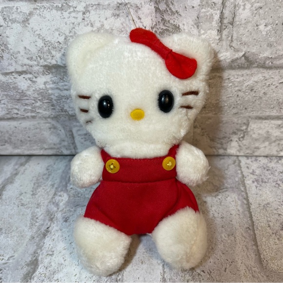 Vintage Hello Kitty Plush Red Overalls Child Guidance/Sanrio/CBS Toys 1983 7” - Picture 1 of 8